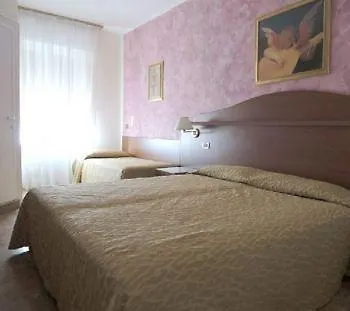 Domus Adele Hotel
