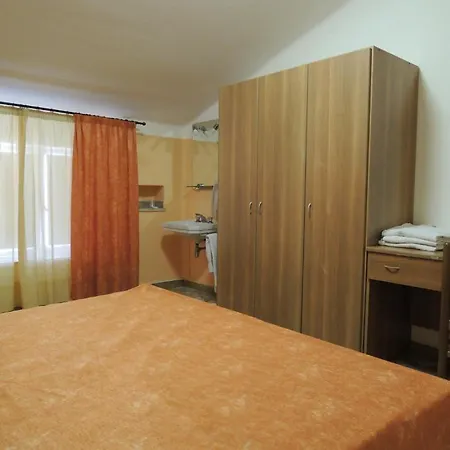 Hotel Domus Adele